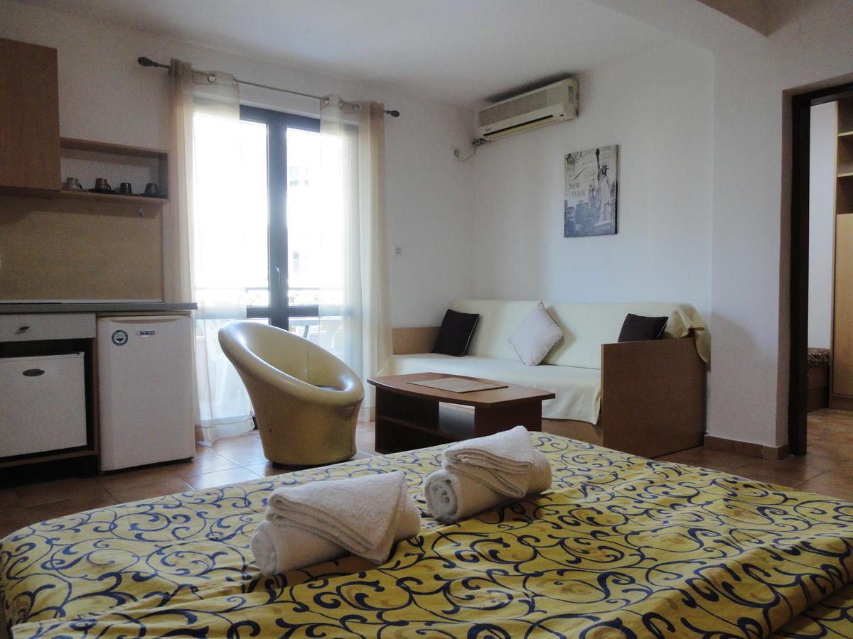 Apartments Mare Budva Habitación foto