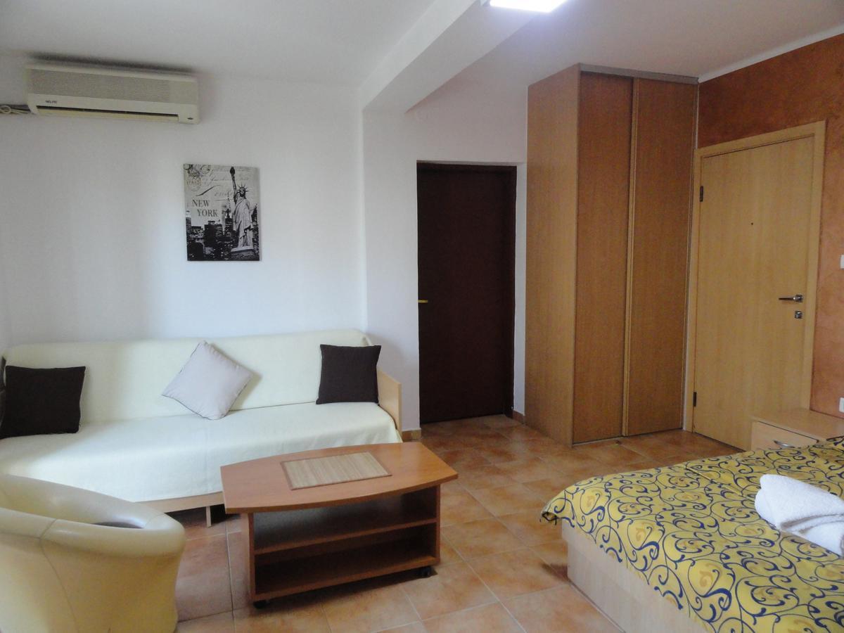 Apartments Mare Budva Habitación foto