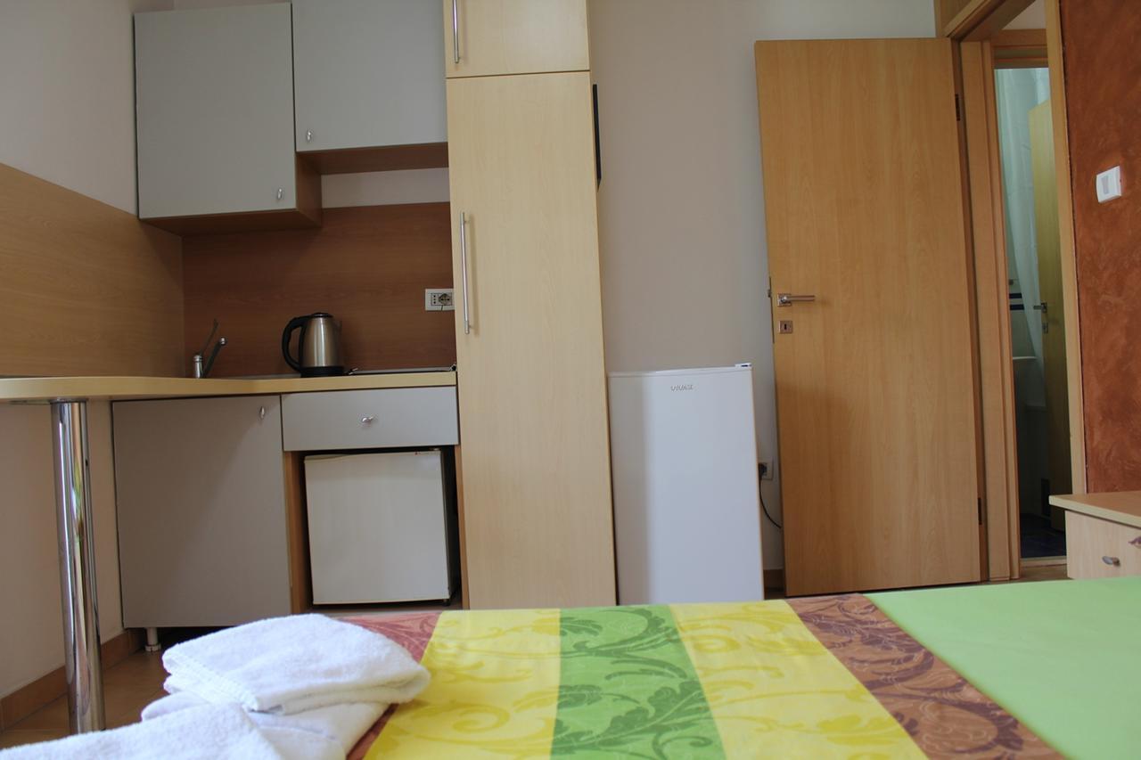 Apartments Mare Budva Habitación foto