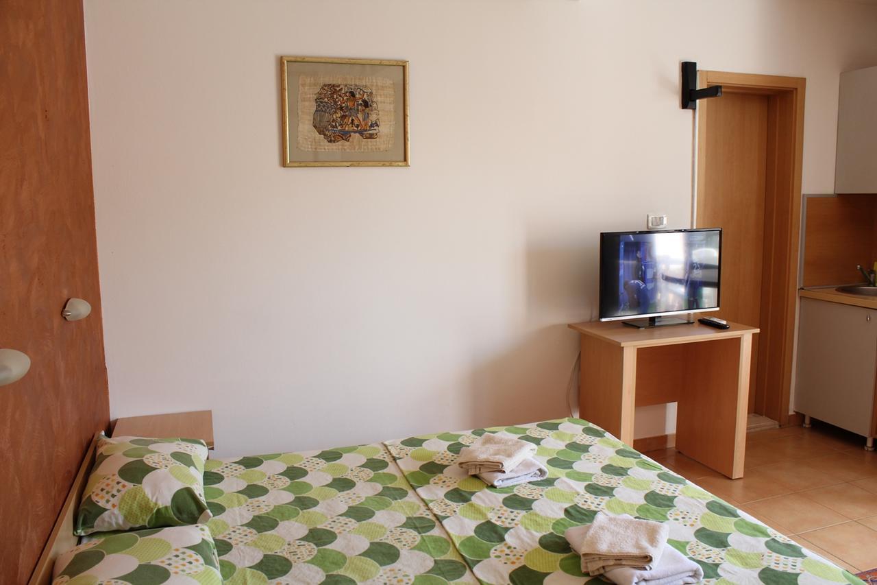Apartments Mare Budva Habitación foto